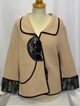 Cardi with 3 button + collar