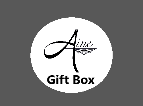 Aine Cape, Hat and Scarf Collar Gift Box